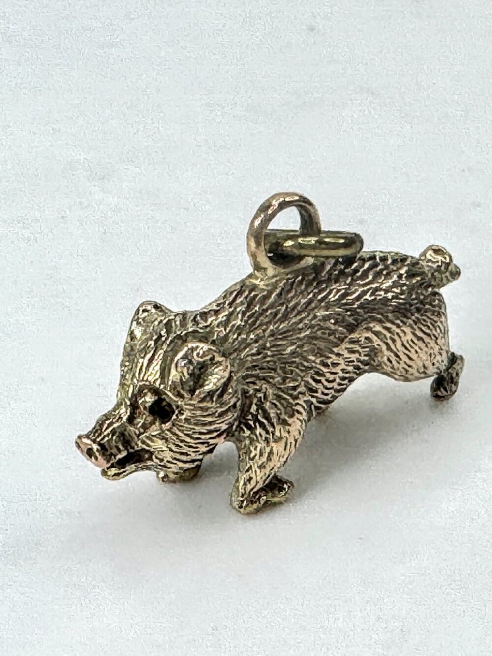Vintage 10K Gold Highly Detailed Etched Pig Charm Pendant JR1689